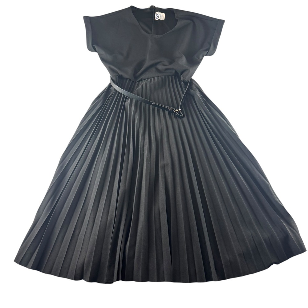 Elizabeth & Nicole Black Pleated Midi Dress XL Short Sleeve Belted V-Neck New